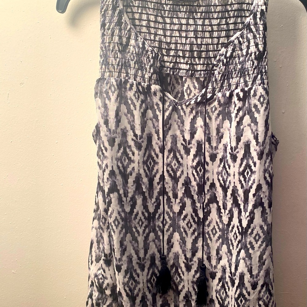 Short sleeve woman’s blouse size small